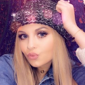 Meet your Posher, Kaleigh